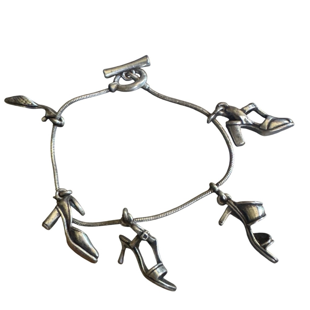 Kenneth Cole New York Silver Tone High Heel Shoe Charm Snake Chain Bracelet‎